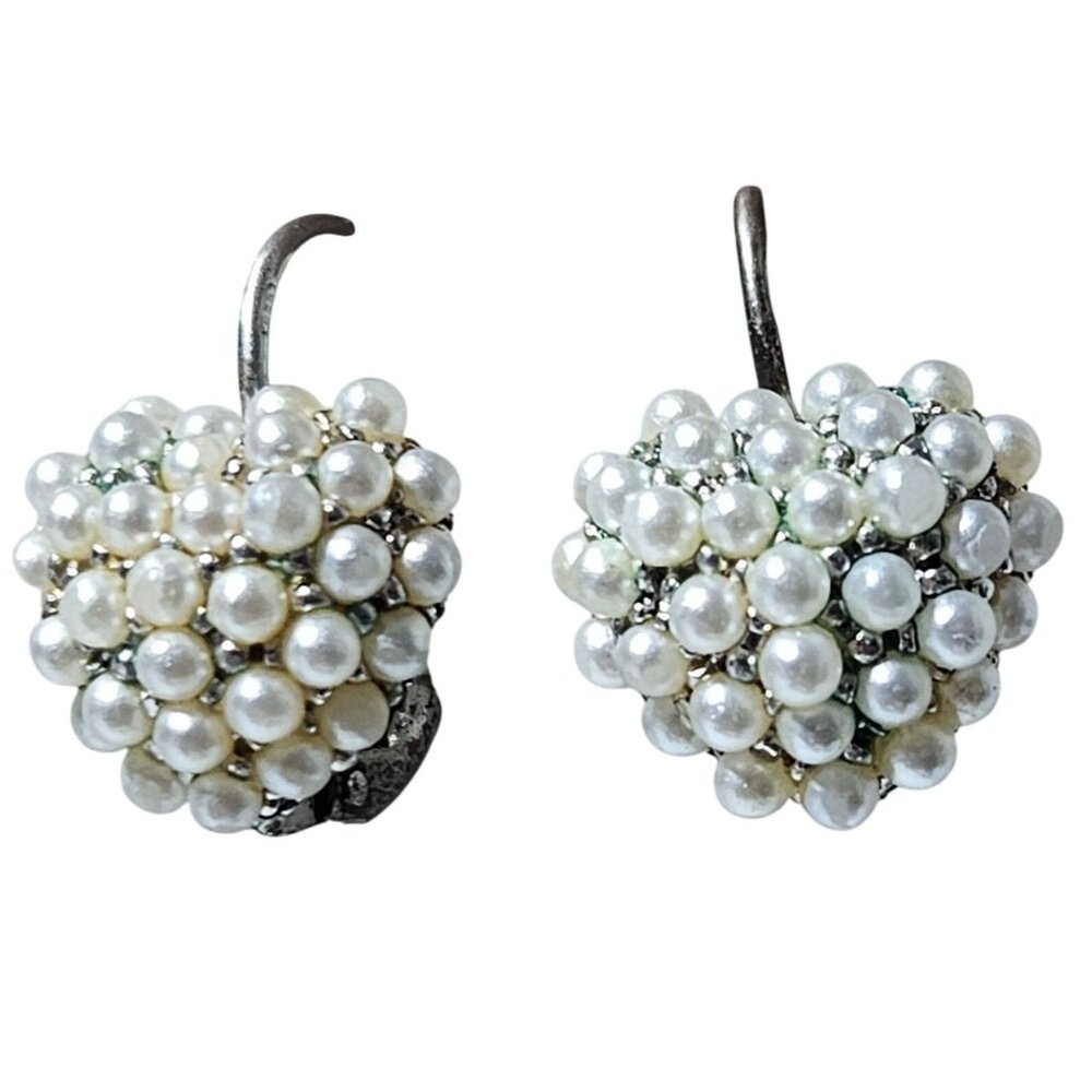 Vintage Faux Pearls Cluster Earrings Heart Shaped Retro 50s 60s Design Jewelry